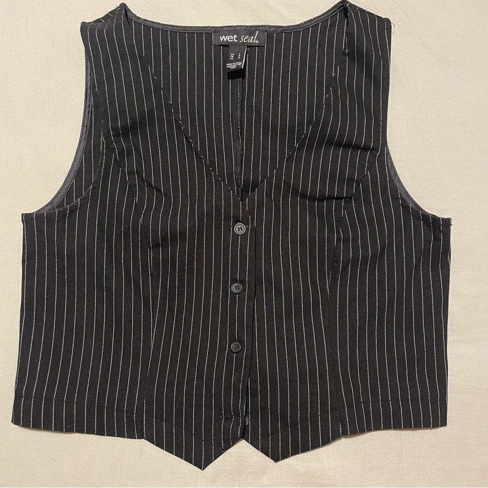 ⚡️CLEAROUT⚡️ Wet Seal Charcoal Pinstripe Vest